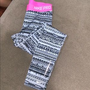 Nike Pro leggings XL (girls) or XS women compression cold weather